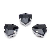 ТЦ022НН12 Хрустальные стразы в цапах треугольные (серебро) черный 12мм, 3шт/упак Astra&Craft