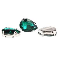 АЦ009НН1318 Хрустальные стразы в цапах формы 'капля', изумрудный 13х18 мм, 3 шт.