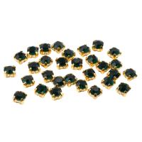 ЗЦ016НН44 Хрустальные стразы в цапах круглые (золото) изумруд 4*4мм, 29-30 шт/упак Astra&Craft