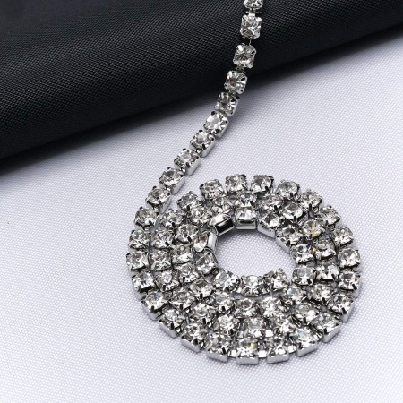 ЦС001СЦ3 Стразовые цепочки (серебро), цвет: белый, размер 3 мм, 30 см/упак.