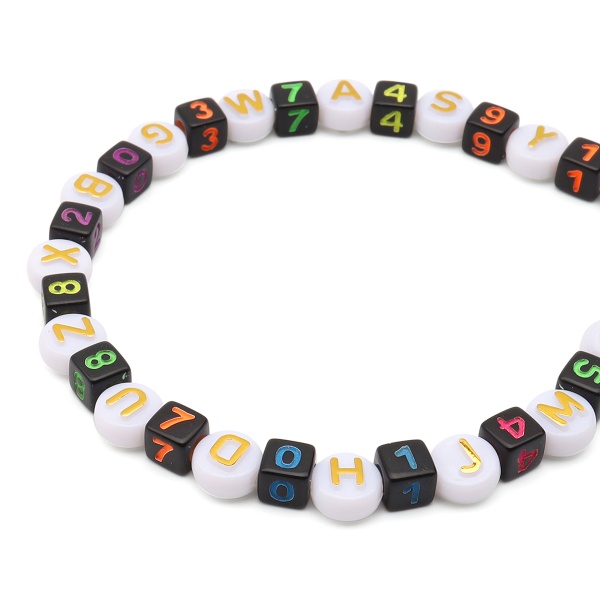 66886 Набор бусин с буквами и разноцветными цифрами, 40г Astra&Craft