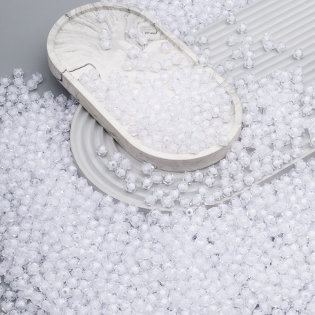 Бусины пластиковые, акрил, в цвете с белой сердцевиной, граненый куб, 8мм, 500гр, Astra&Craft (прозрачный)