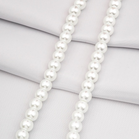 Бусины стеклянные на нитке, 8 мм, длина 40 см, Astra&Craft (SA-01 белый-жемчуг)