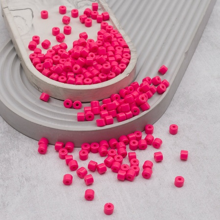 (7739890/7739298) 2141 Бусины пластиковые, цилиндр, 5*6мм, 500гр Astra&Craft (022 ярко розовый)
