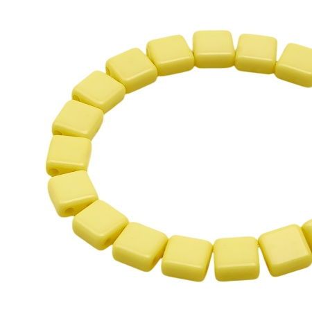 7429 Бусины пластиковые с двойным отверстием, плоский квадрат, 6*6*3мм, 50гр Astra&Craft (8 бледно-желтый)