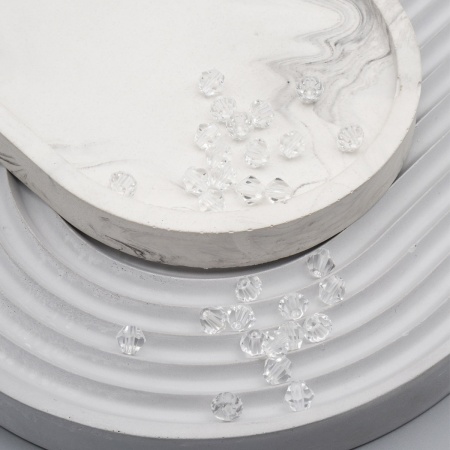 Z-439 Бусины стеклянные, 6*6 мм, упак./30 шт., Astra&Craft (802 прозрачный)