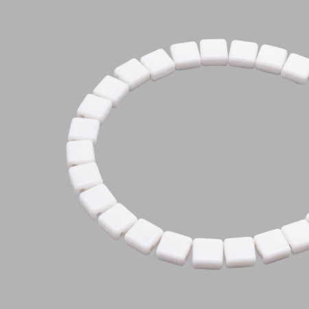 (7739891/7739300) 7429 Бусины пластиковые, с два отверстия, пл. квадрат, 6*6*3мм, 500гр Astra&Craft (16 белый)