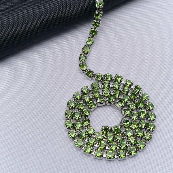 ЦС009СЦ3 Стразовые цепочки (серебро), цвет: зеленый, размер 3 мм, 30 см/упак.